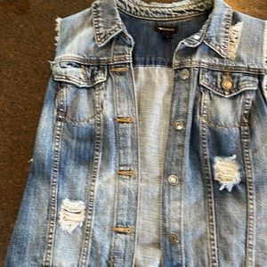 Jean Vest